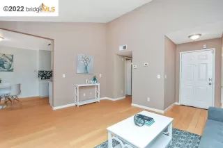 Photo #5: 41015913 Listing 