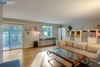 Photo #5: 41015957 Listing