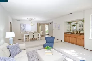 Photo #5: 41015984 Listing