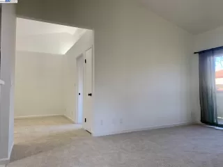 Photo #3: 41016098 Listing