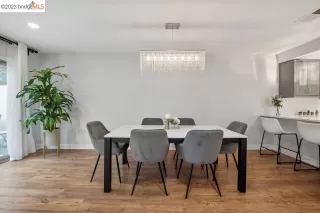 Photo #5: 41016160 Listing