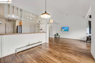 Photo #6: 41016230 Listing 