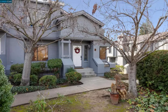 MLS: 41016287 Condo For Sale