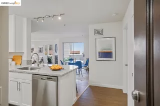 Photo #1: 41016323 Listing 