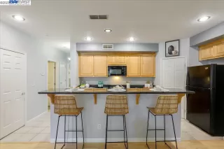 Photo #6: 41016383 Listing 