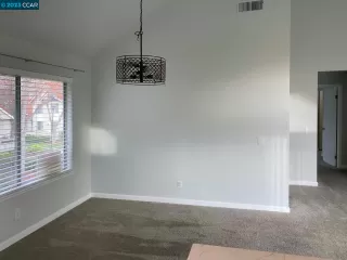 Photo #3: 41016386 Listing