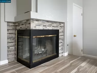 Photo #5: 41016386 Listing