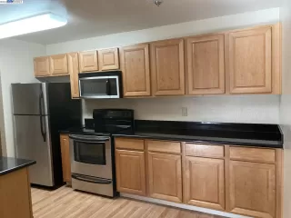 Photo #1: 41016403 Listing