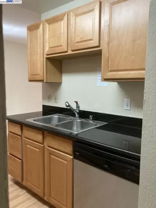 Photo #2: 41016403 Listing