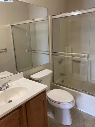 Photo #4: 41016403 Listing