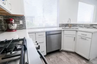 Photo #2: 41016468 Listing