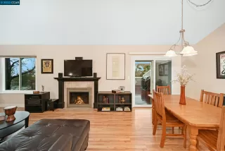 Photo #4: 41016533 Listing 