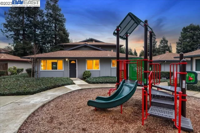 MLS: 41016541 Condo For Sale