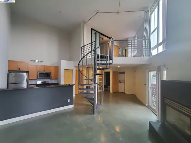 MLS: 41016542 Condo For Sale