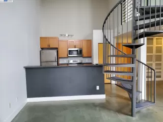 Photo #2: 41016542 Listing