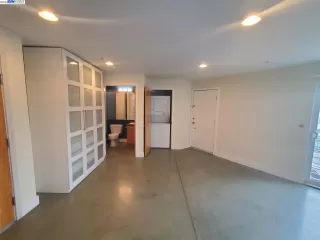 Photo #5: 41016542 Listing