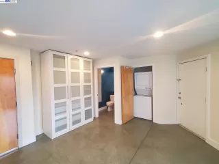 Photo #6: 41016542 Listing