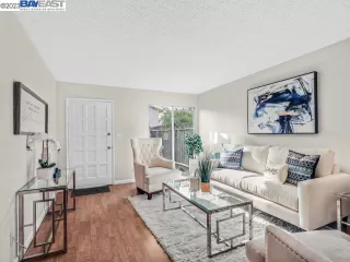 Photo #2: 41016548 Listing 