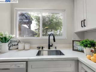 Photo #6: 41016548 Listing 