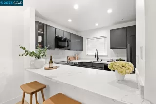 Photo #2: 41016557 Listing