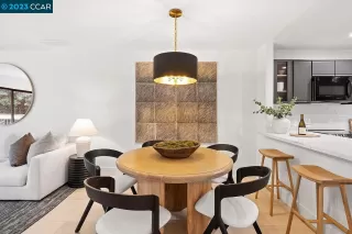 Photo #6: 41016557 Listing