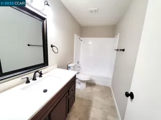 Photo #6: 41016560 Listing