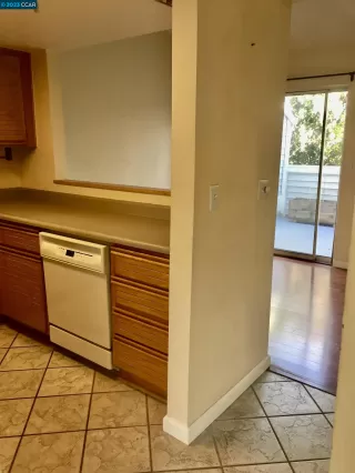 Photo #4: 41016642 Listing 