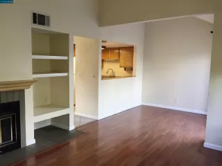 Photo #5: 41016642 Listing 