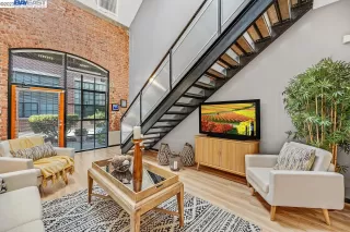 Photo #1: 41016659 Listing