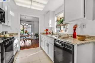 Photo #2: 41016711 Listing 