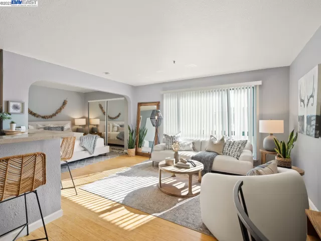 MLS: 41016735 Condo For Sale