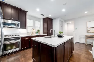 Photo #6: 41016771 Listing