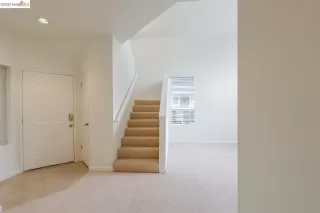 Photo #2: 41016783 Listing