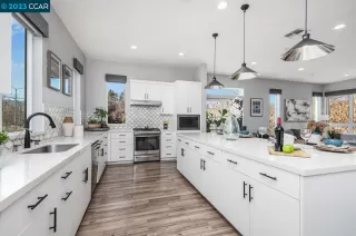 Photo #6: 41016796 Listing