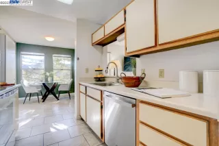 Photo #5: 41016859 Listing 