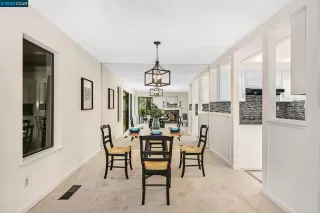 Photo #5: 41016869 Listing