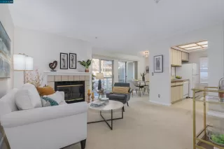 Photo #3: 41016879 Listing