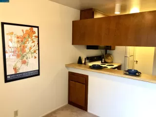 Photo #4: 41016940 Listing