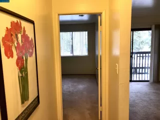 Photo #6: 41016940 Listing