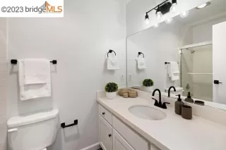 Photo #3: 41016960 Listing