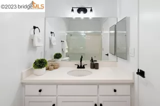 Photo #4: 41016960 Listing