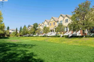 Photo #2: 41017016 Listing