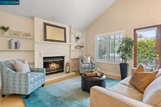 Photo #4: 41017022 Listing