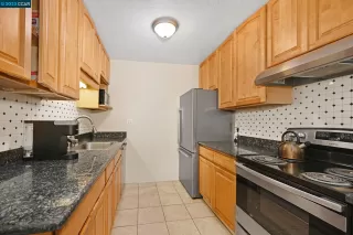 Photo #6: 41017033 Listing 