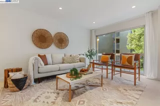 Photo #3: 41017052 Listing