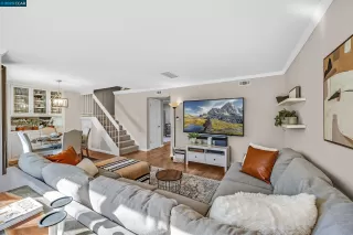 Photo #2: 41017218 Listing 