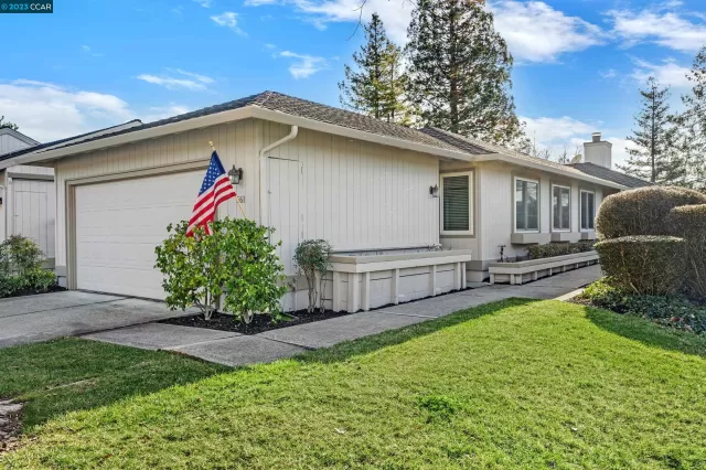 MLS: 41017219 Condo For Sale