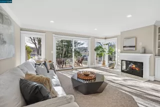 Photo #5: 41017219 Listing 