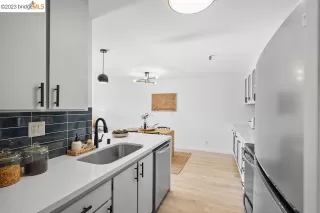 Photo #2: 41017227 Listing 