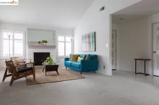 Photo #1: 41017231 Listing 